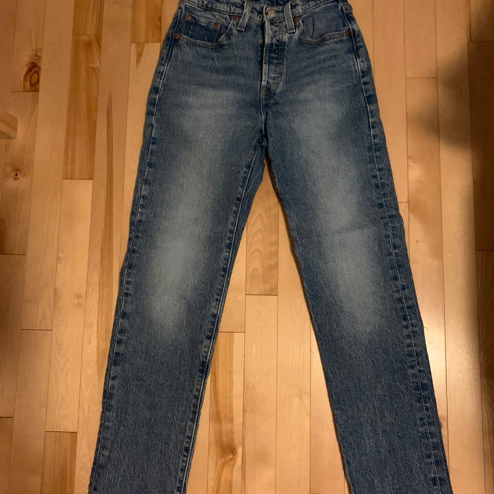 Vintage Levis 501 90’s jeans